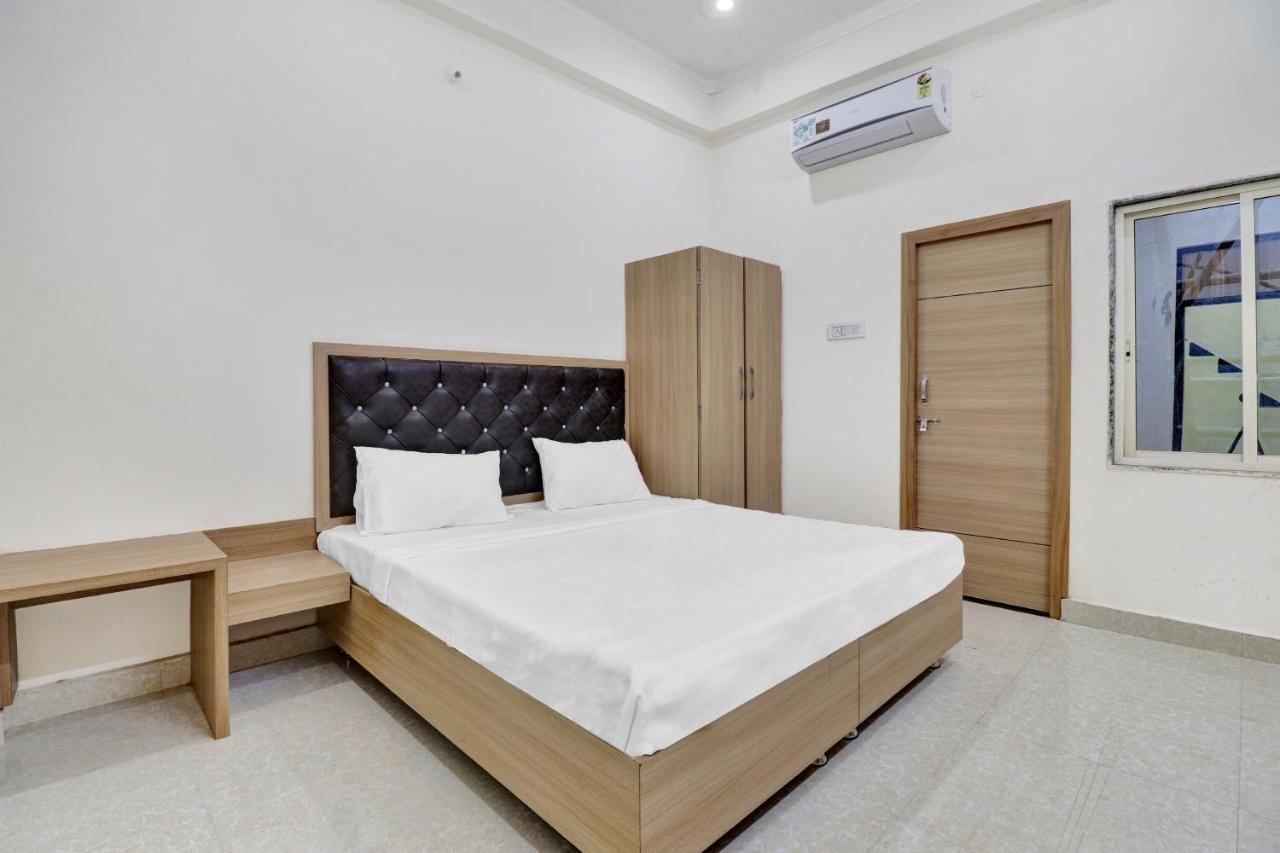 قاليور Collection O Pearl Inn Guest House المظهر الخارجي الصورة