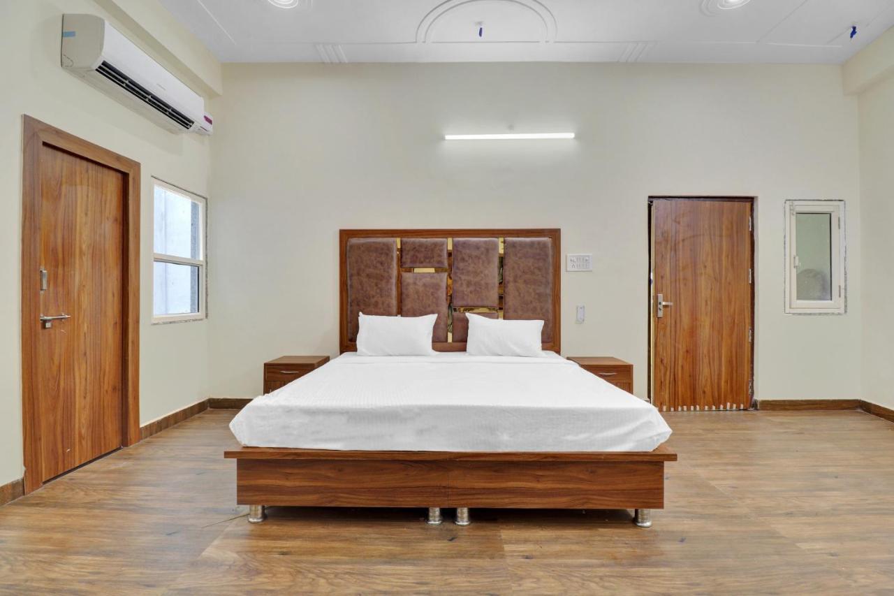 قاليور Collection O Pearl Inn Guest House المظهر الخارجي الصورة