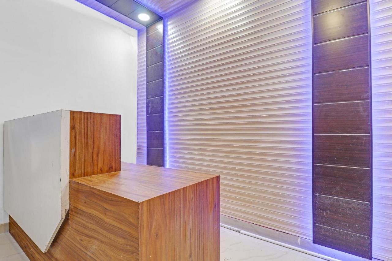 قاليور Collection O Pearl Inn Guest House المظهر الخارجي الصورة