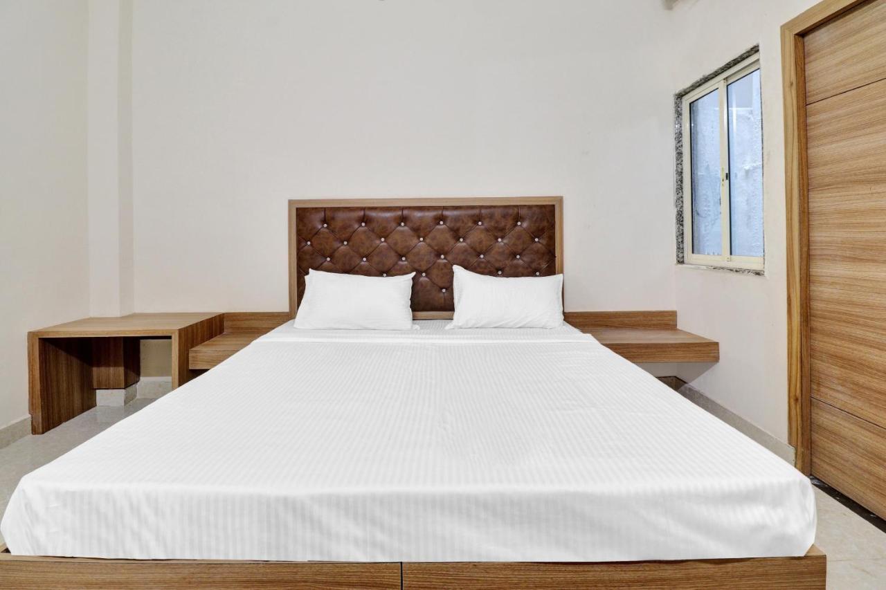 قاليور Collection O Pearl Inn Guest House المظهر الخارجي الصورة