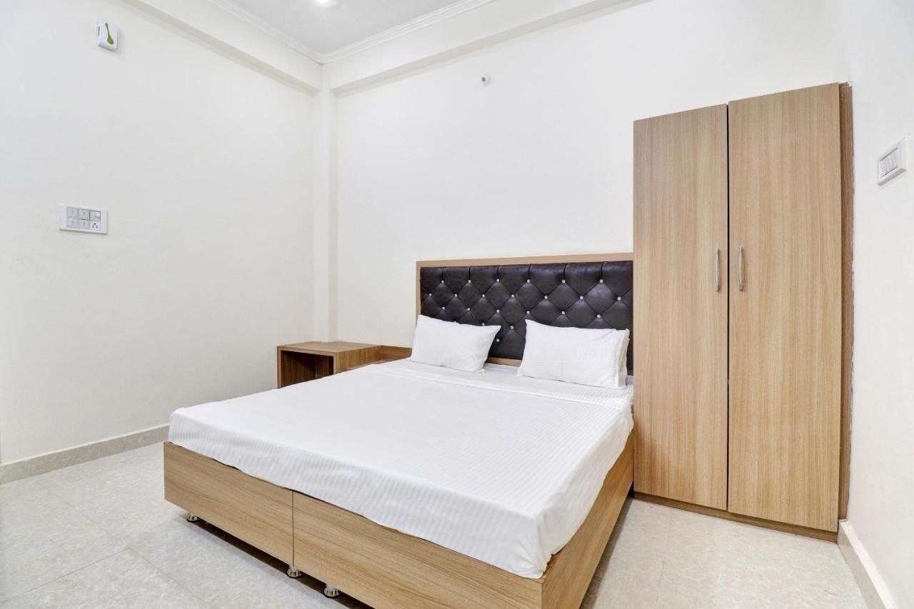قاليور Collection O Pearl Inn Guest House المظهر الخارجي الصورة