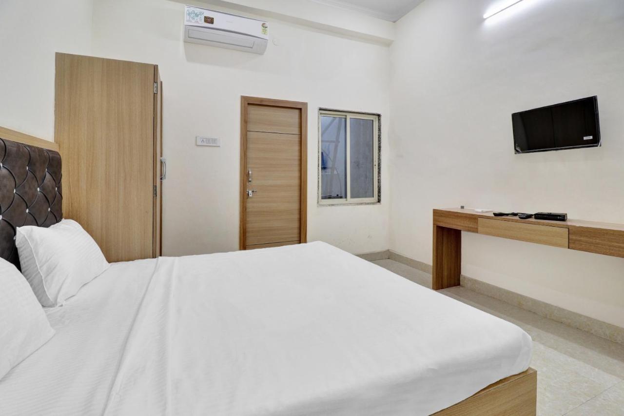 قاليور Collection O Pearl Inn Guest House المظهر الخارجي الصورة